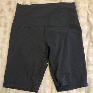 Align Lululemon Bike Shorts - Black - Size 6